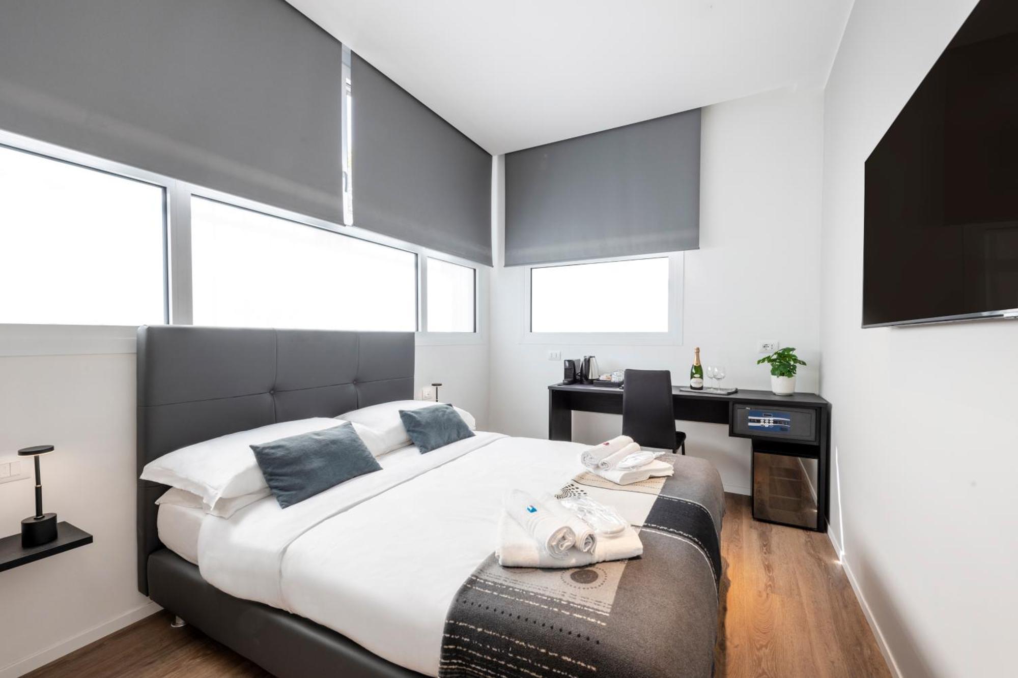 Bnbutler - Inbrera Suites - Giulianova, 1 ميلان المظهر الخارجي الصورة