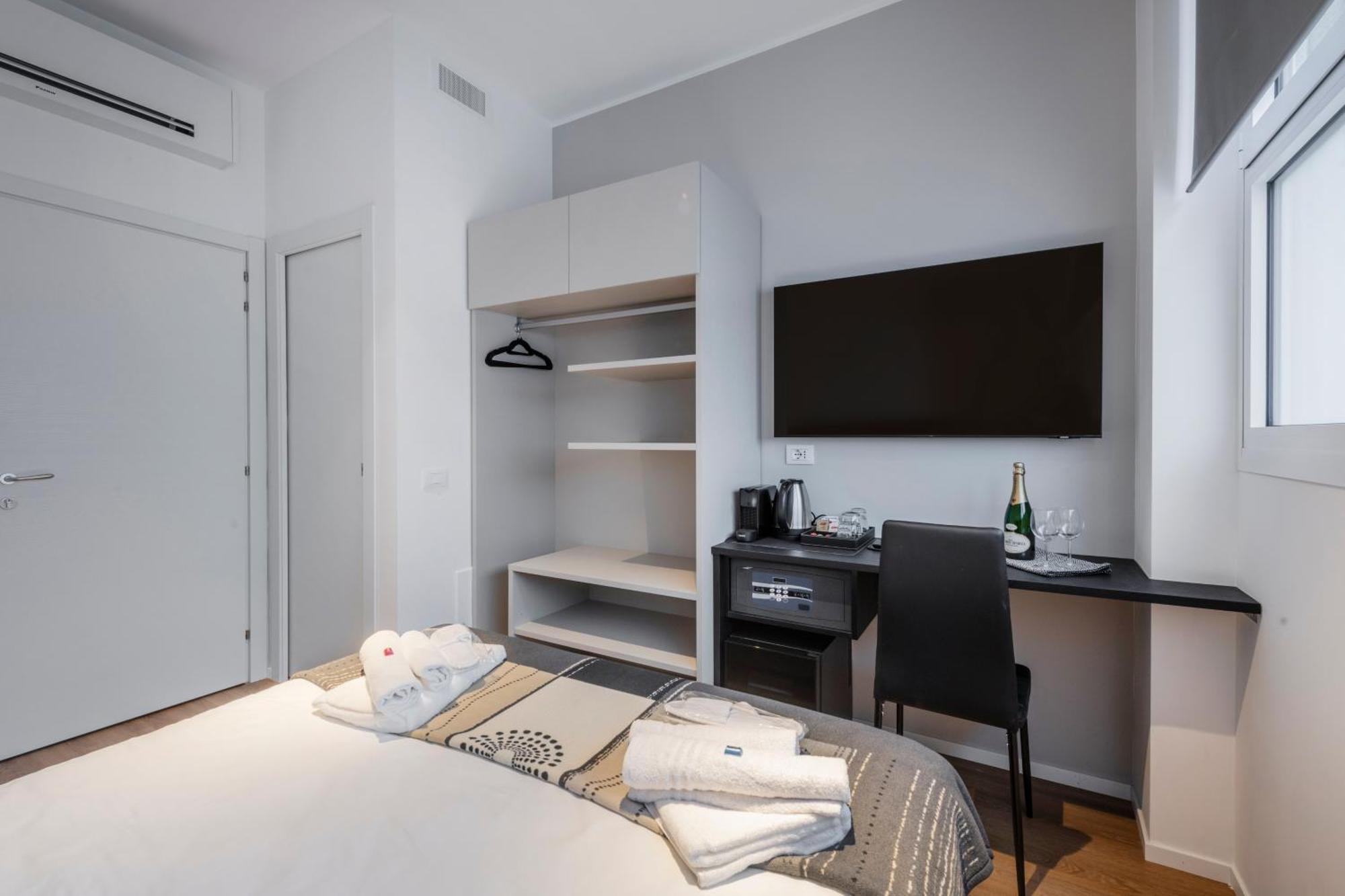 Bnbutler - Inbrera Suites - Giulianova, 1 ميلان المظهر الخارجي الصورة