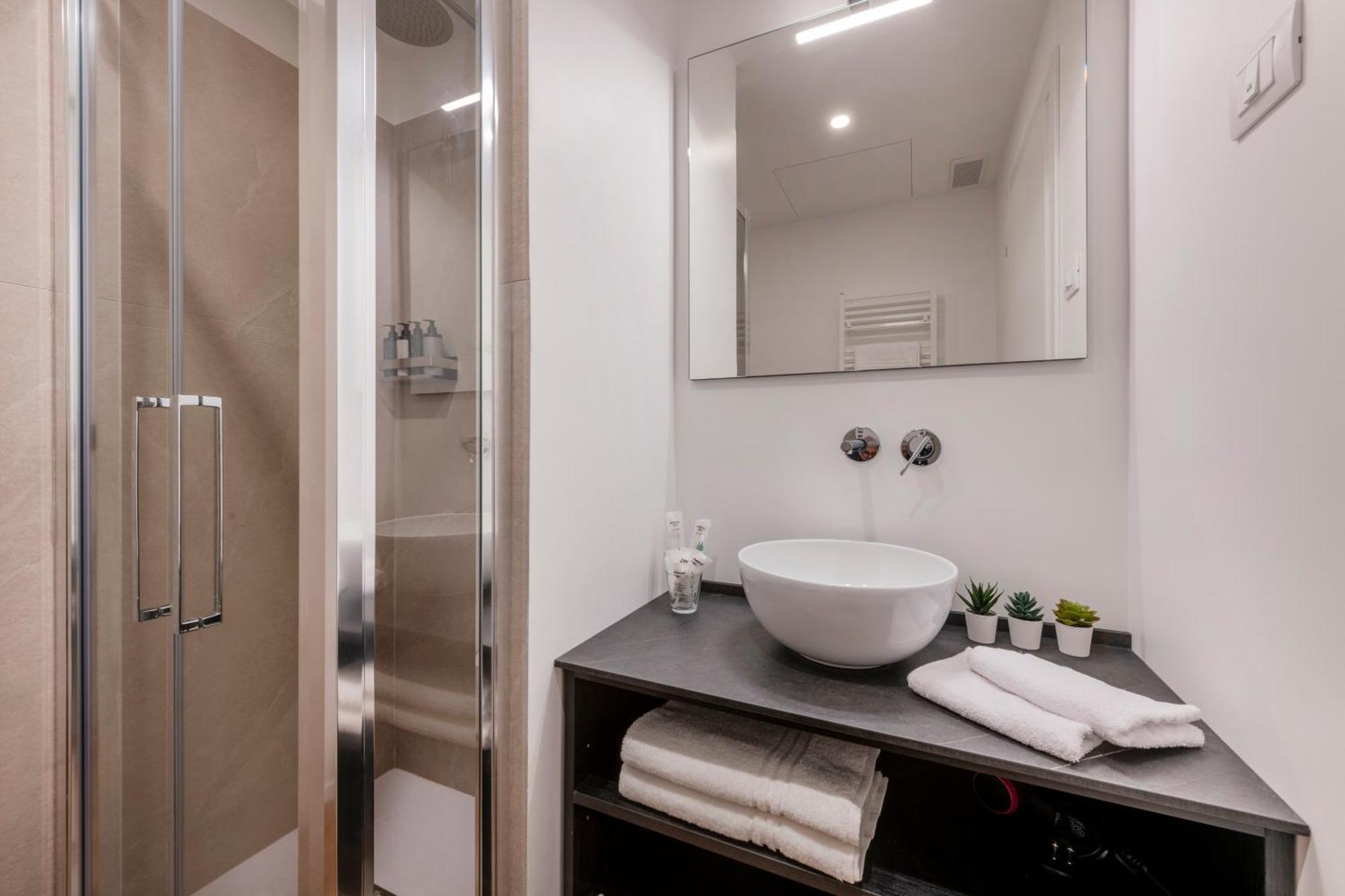 Bnbutler - Inbrera Suites - Giulianova, 1 ميلان المظهر الخارجي الصورة