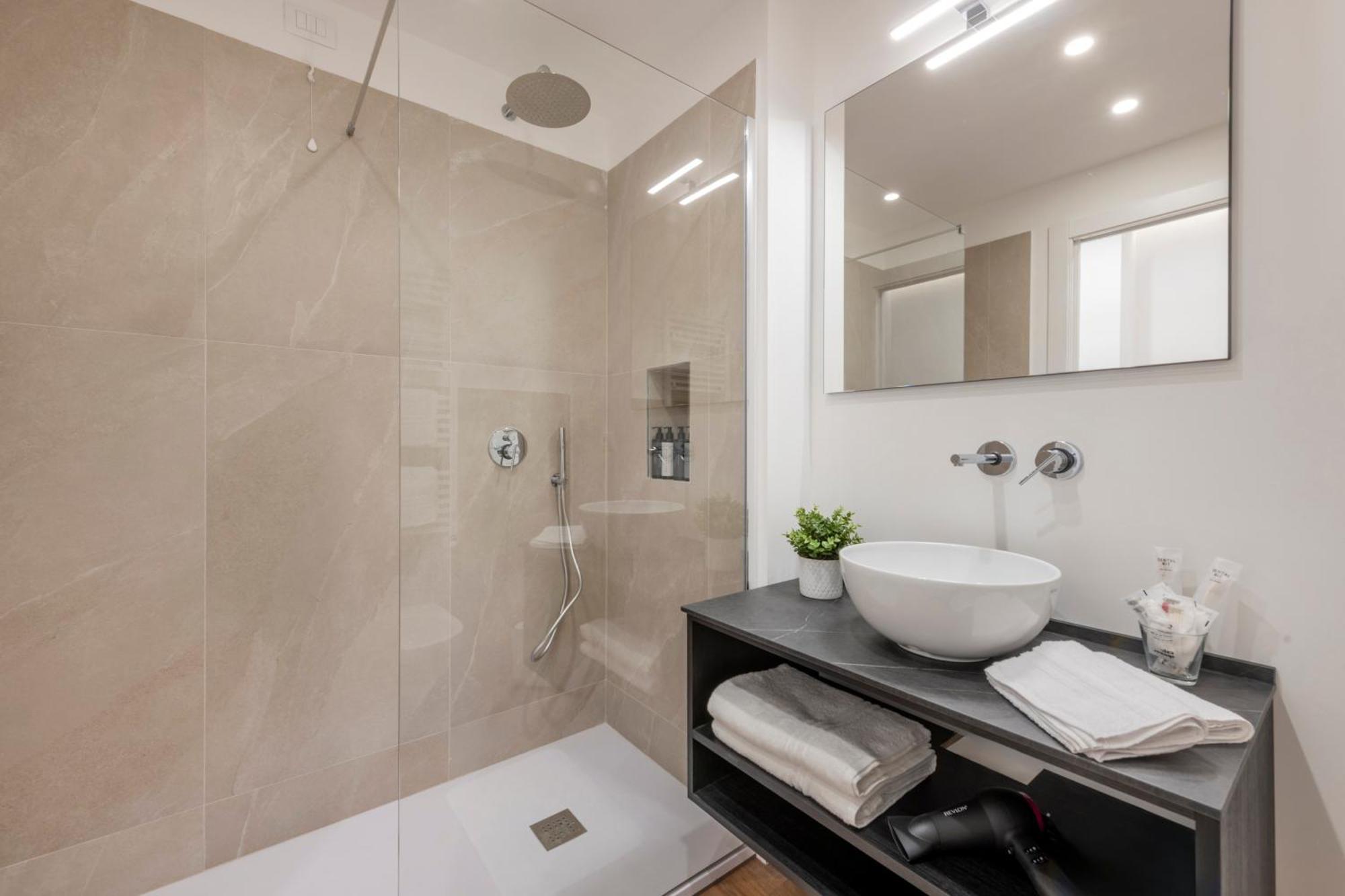 Bnbutler - Inbrera Suites - Giulianova, 1 ميلان المظهر الخارجي الصورة