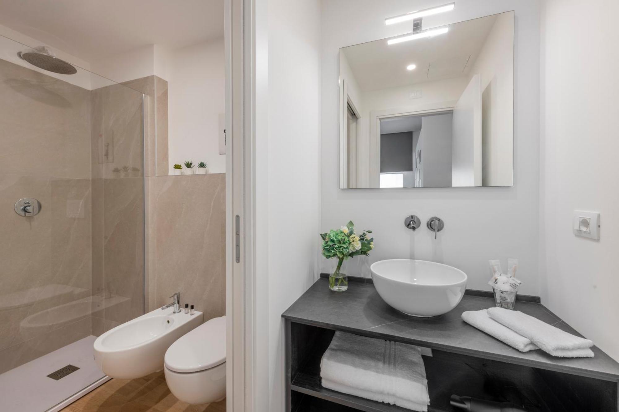Bnbutler - Inbrera Suites - Giulianova, 1 ميلان المظهر الخارجي الصورة